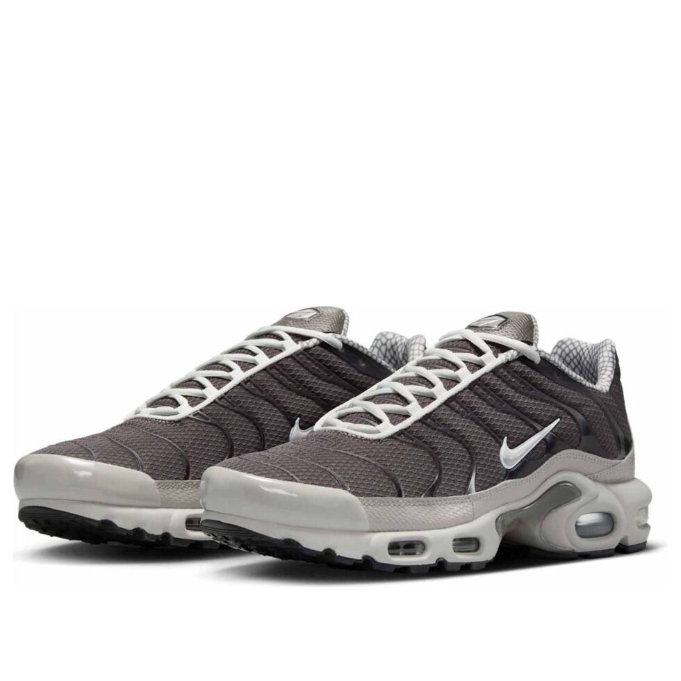 Nike Air Max Plus 'Year of the Snake' IB7679-200 - Image 3