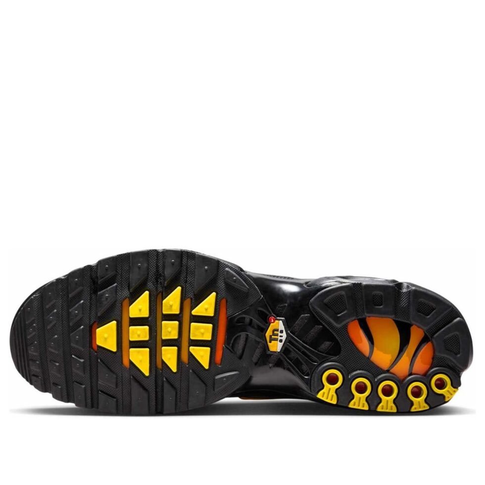 Nike Air Max Plus 'Tuned' IH4459-010 - Image 5