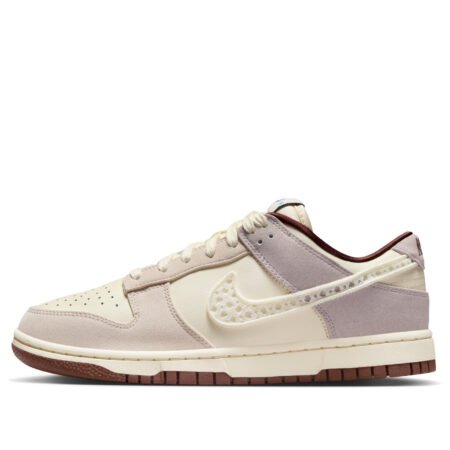 (WMNS) Nike Dunk Low 'Crochet Swoosh' IH7353-010