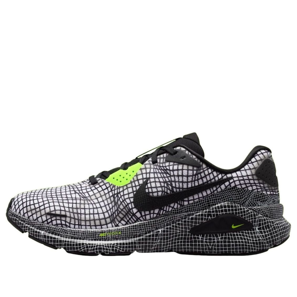 Nike Structure 26 'Black Volt' IQ0606-100