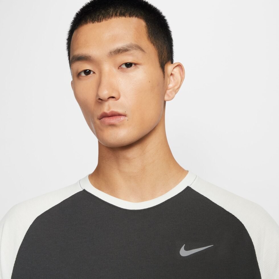 Nike Stride Dri-FIT Waffle Running T-Shirt 'Anthracite Platinum Tint' IQ3630-060 - Image 6