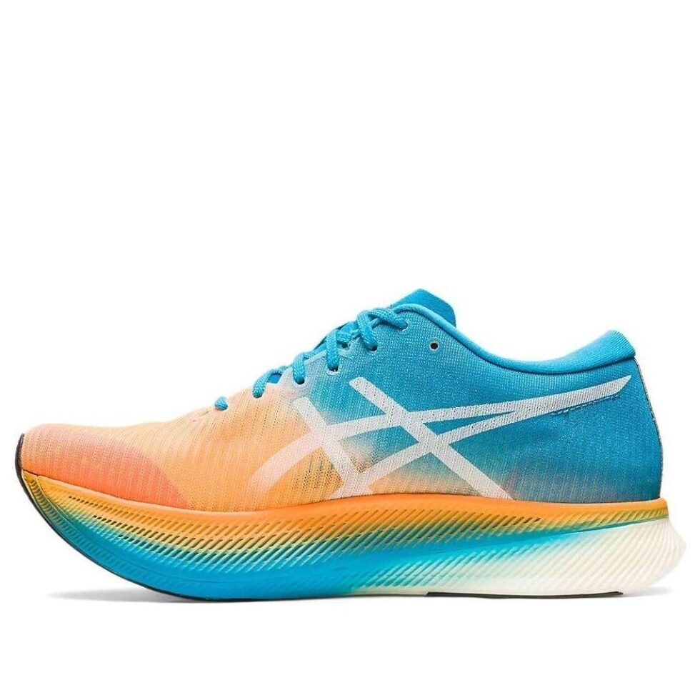 ASICS Metaspeed Sky 1011B215-810