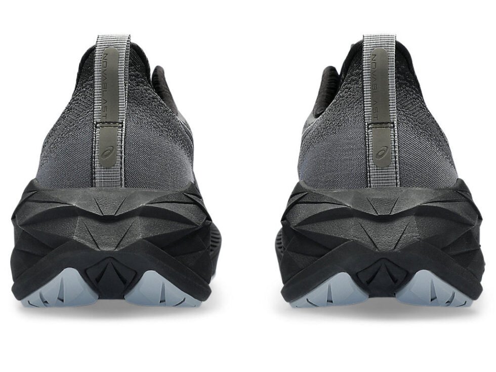 ASICS Novablast 4 'Black Graphite Grey' 1011B693-002 - Image 5