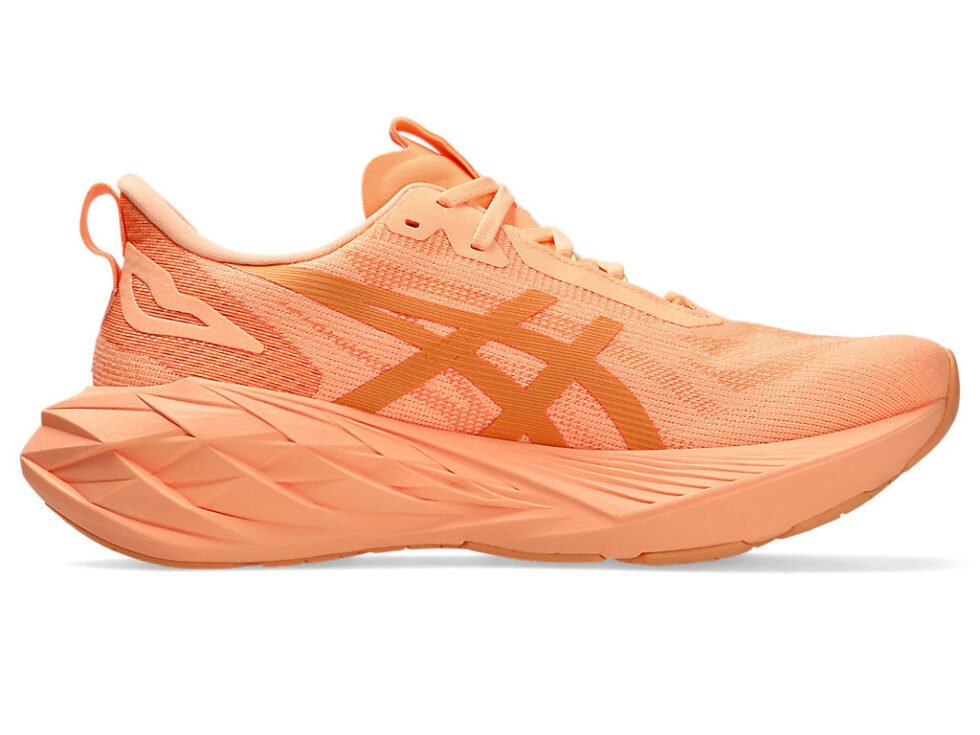 ASICS Novablast 4 LE 'Bright Sunstone Orange' 1011B887-800 - Image 2