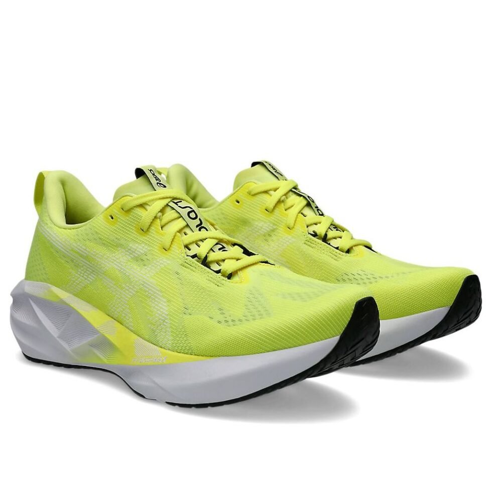 ASICS Novablast 5 'Citron White' 1011B974-750 - Image 3