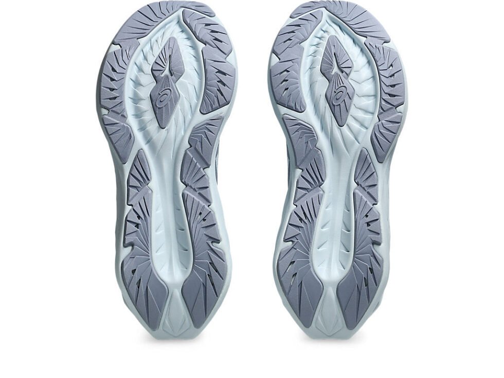 (WMNS) ASICS Novablast 4 LE 'Cool Grey' 1012B688-020 - Image 7