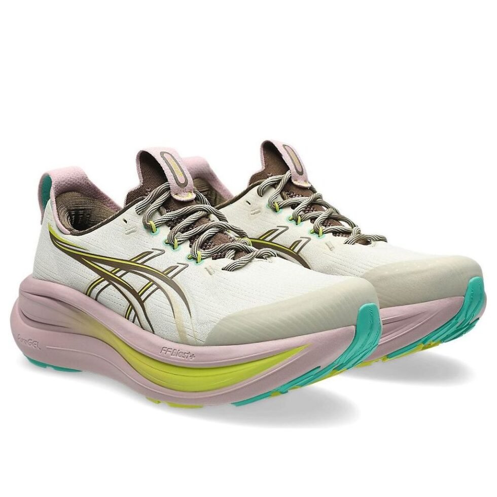 (WMNS) ASICS Nimbus 28 TR 'Light Dust Clay Canyon' 1012B981-020 - Image 2
