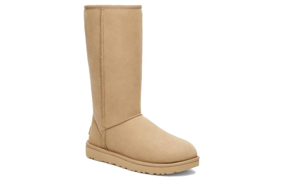 (WMNS) UGG Classic Tall II 'Mustard Seed' 1016224-MDSD - Image 3