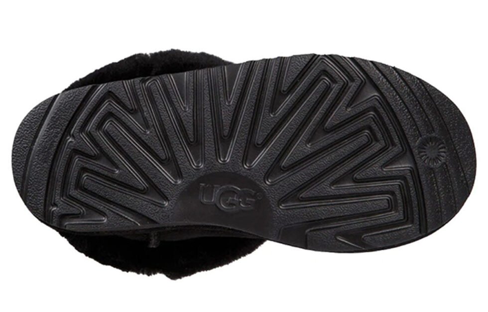 UGG Classic II Kids 'Black' 1017703K-BLK - Image 6