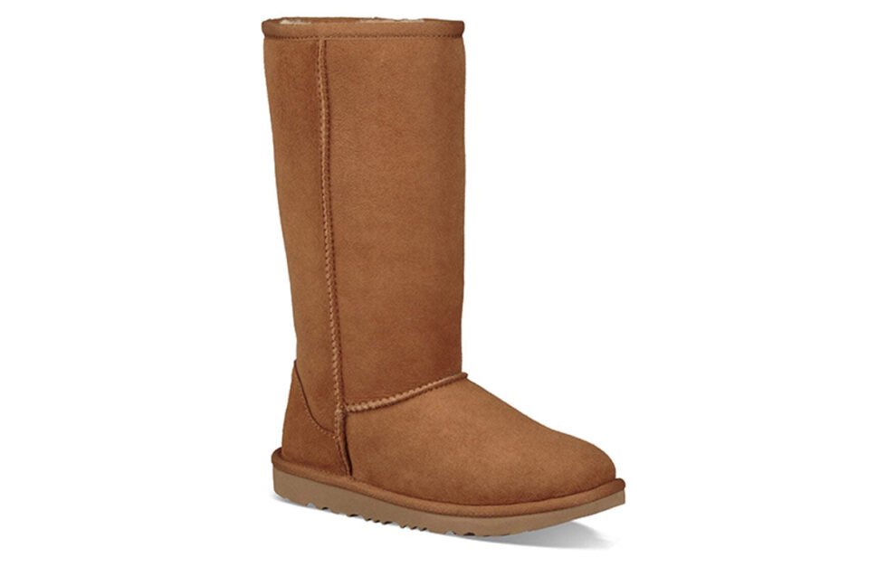 (GS) UGG Classic II Tall Boot 'Chestnut' 1017713K-CHE - Image 3