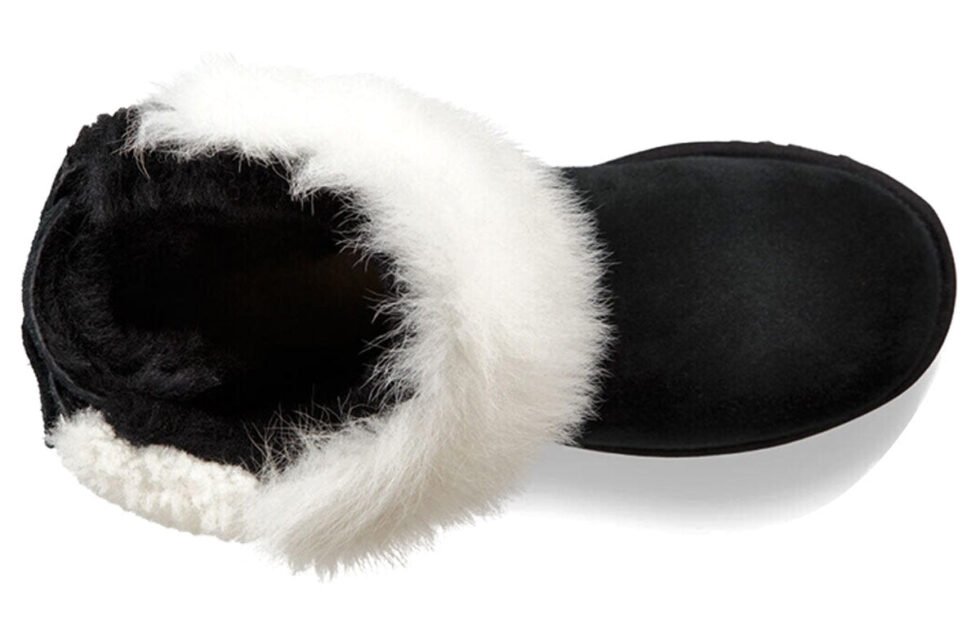 (WMNS) UGG Classic Short Patchwork Fluff Stay Warm Cozy Fleece Lined Black 1098071-BLK - Image 5