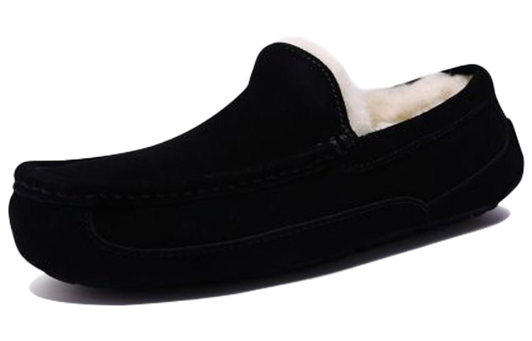 UGG Ascot 'Black' 1101110-BLK - Image 3