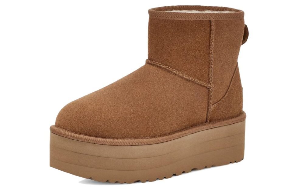 (WMNS) UGG Classic Mini Platform 'Chestnut' 1134991-CHE - Image 3