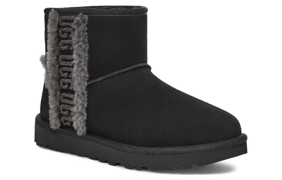 (WMNS) UGG Classic Mini Shearling Logo 'Black' 1153473-BLK - Image 3