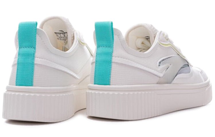 (WMNS) ANTA Life Series Sneakers 'White Green' 122038063-1 - Image 3