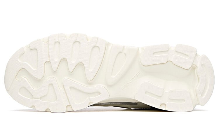 (WMNS) ANTA Life Series Low-Top 'Fashion Trend Silver Grey' 122038899-1 - Image 5