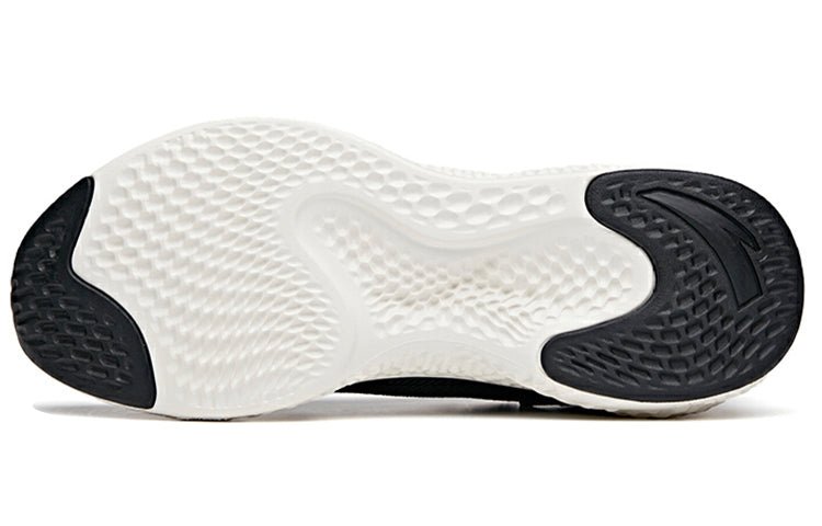 (WMNS) ANTA Running Series Sneakers 'Black Ivory White' 122115536S-4 - Image 5