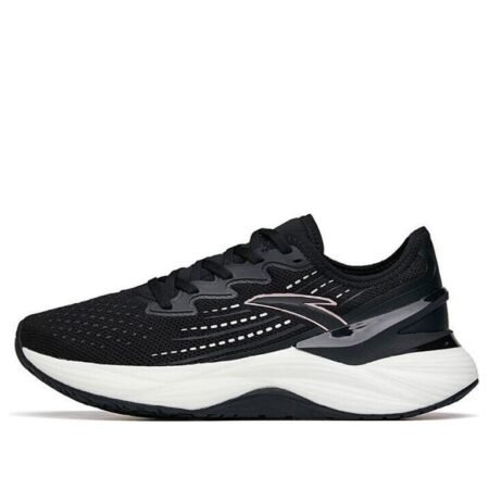 (WMNS) ANTA Chuang 2 'Black White' 122215586-1
