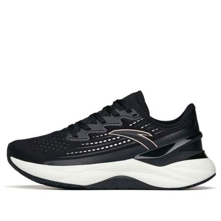 (WMNS) ANTA Chuang 2.0 'Black White' 122215586-11