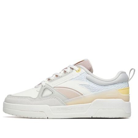 (WMNS) ANTA Life Series Sneakers 'White Pink Grey' 122218085-2