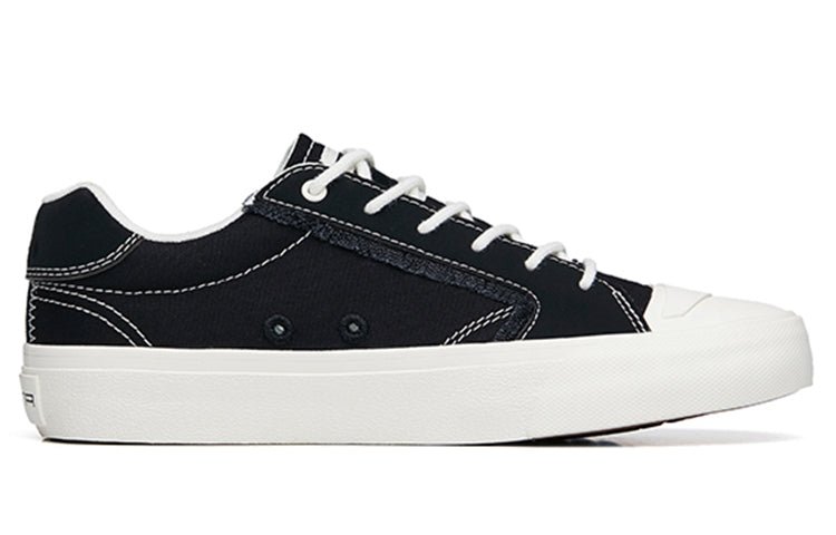 (WMNS) ANTA Life Series Sneakers Canvas 'Black White' 122228077S-2 - Image 2