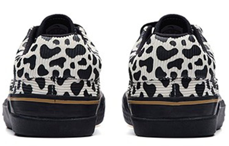 (WMNS) ANTA Attitude Low 'Black White' 122238013-4 - Image 5