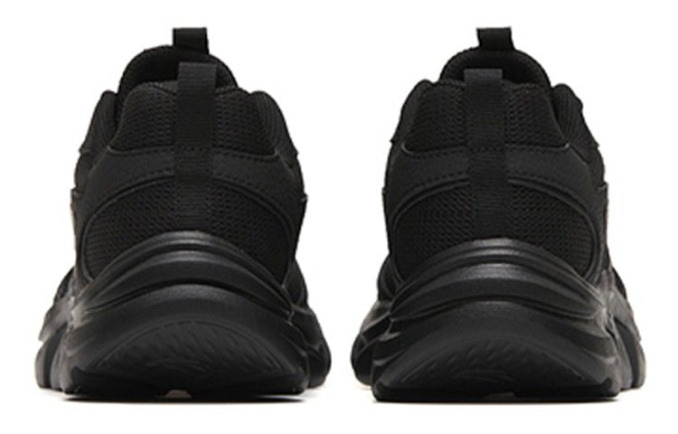 (WMNS) ANTA Running Series Sneakers 'Pure Black' 122245575-8 - Image 4