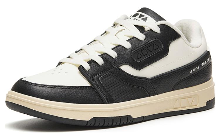 (WMNS) ANTA Lifestyle Low 'Black White' 122248026-1 - Image 3