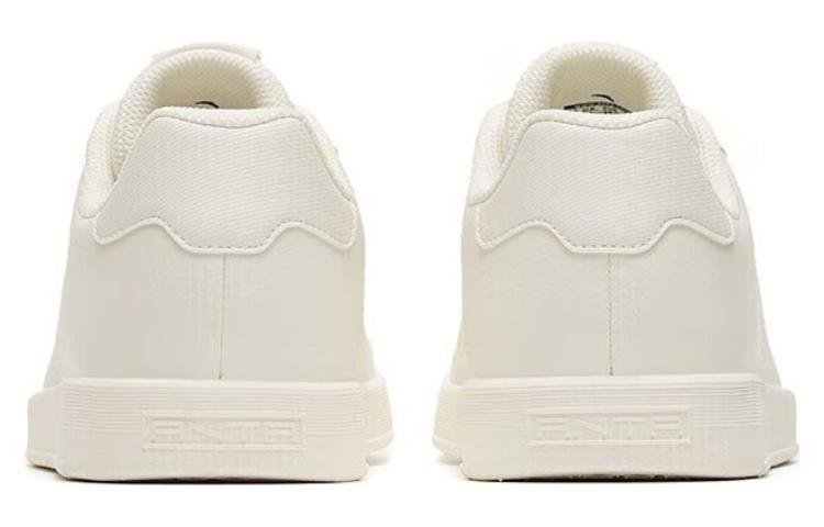(WMNS) ANTA Casual Low 'Ivory White' 122248062-1 - Image 3
