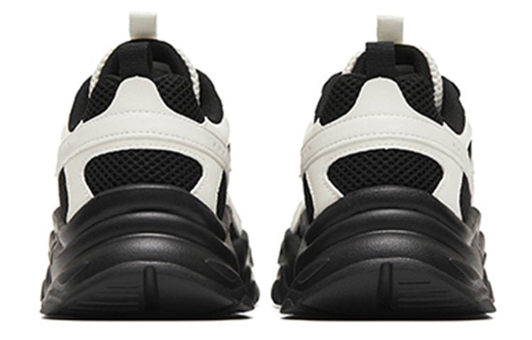 (WMNS) ANTA Life Series Lightweight Casual Sneakers 'Black White' 122258891-3 - Image 5