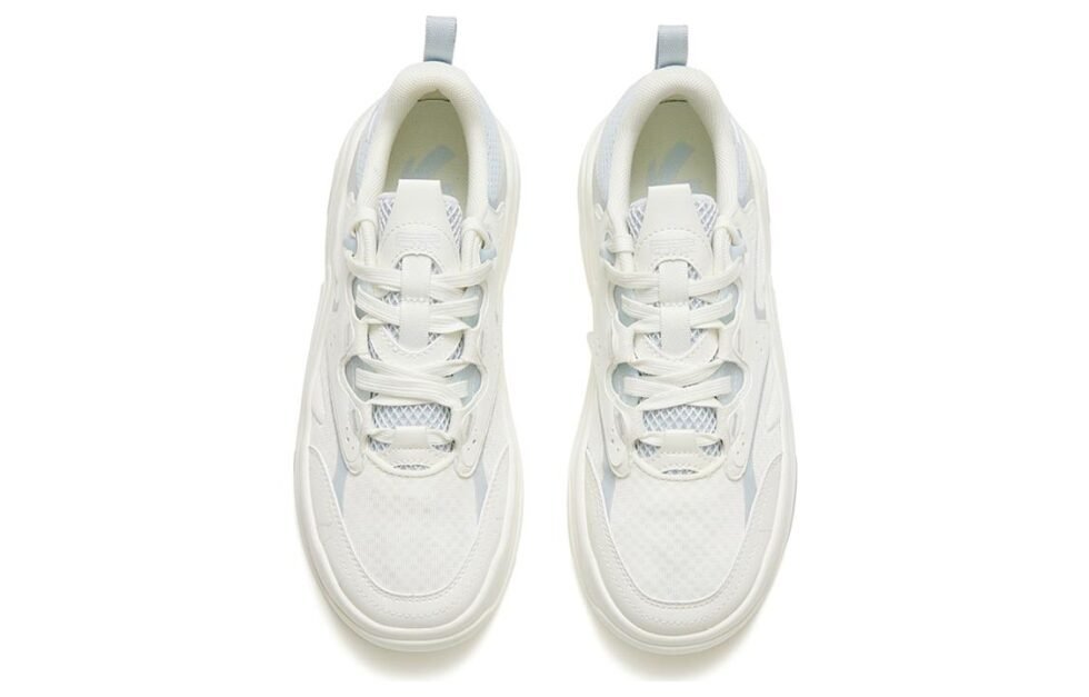 (WMNS) ANTA Life Series Low-Top 'Durable Breathable White Blue' 122328052-2 - Image 3