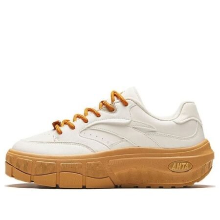 (WMNS) ANTA Casual Low 'White Cream Caramel' 122418086-4