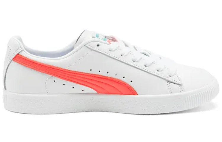 (WMNS) PUMA Clyde 'Logo' 371811-02 - Image 2