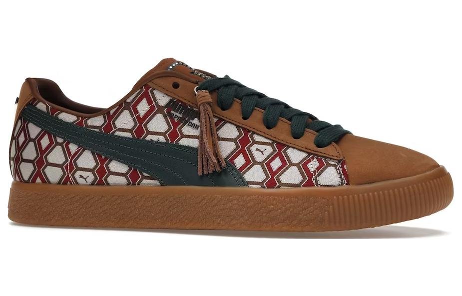 PUMA x Dapper Dan Clyde Vintage 'Pre-Game Runway - Brown' 388170-01 - Image 3