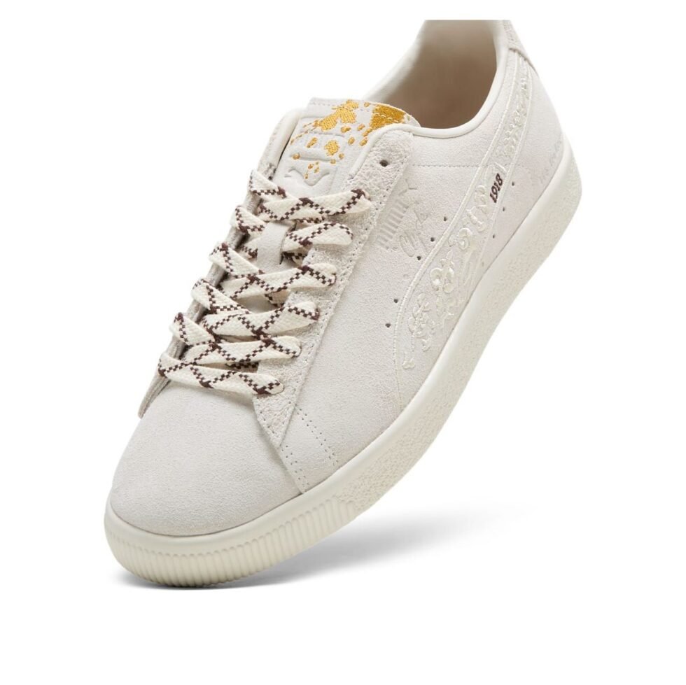 PUMA x We Are Legends Clyde 'Neo-Renaissance' 399641-01 - Image 5
