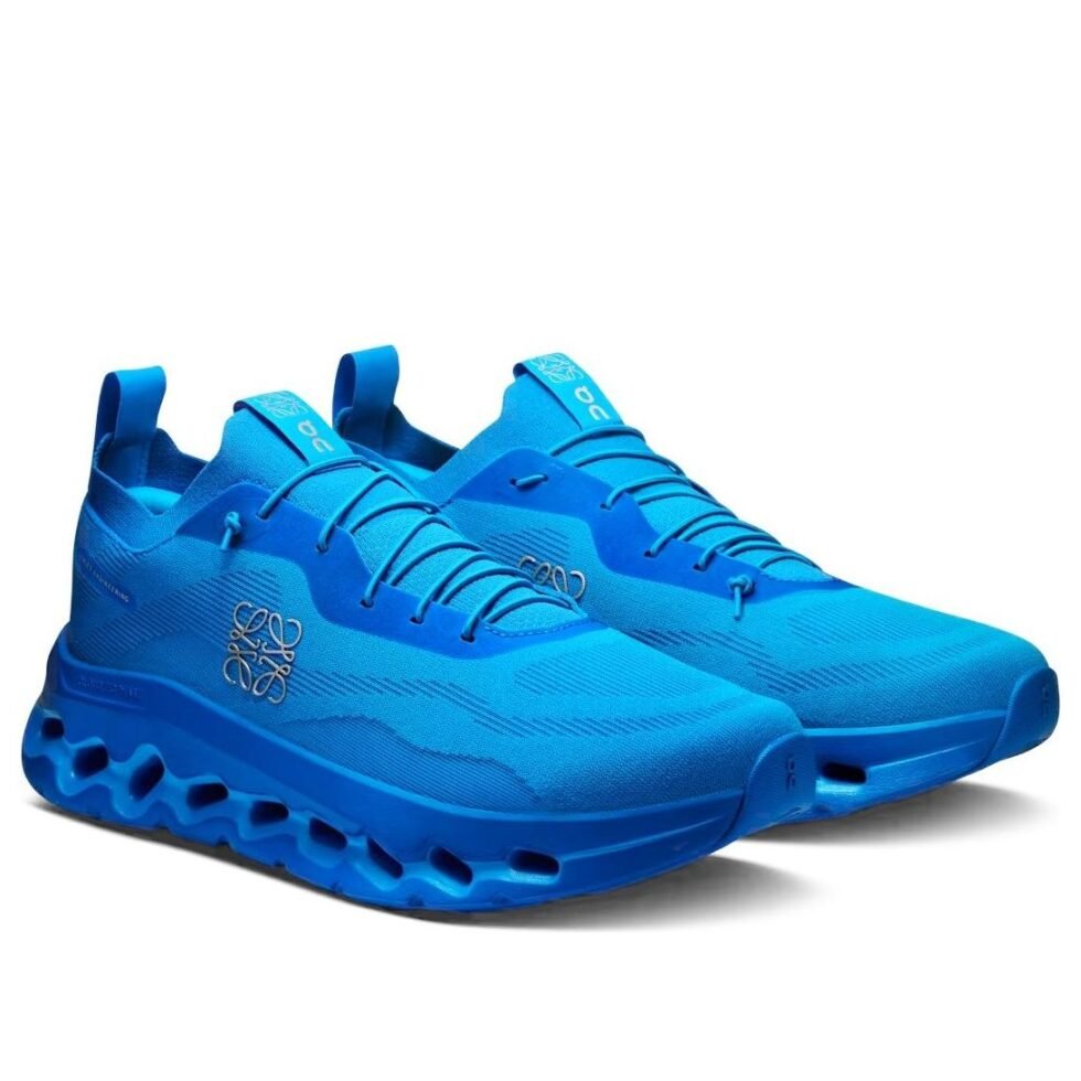 On Running x LOEWE Cloudtilt 'Electric Blue' 3MD30334190 - Image 2