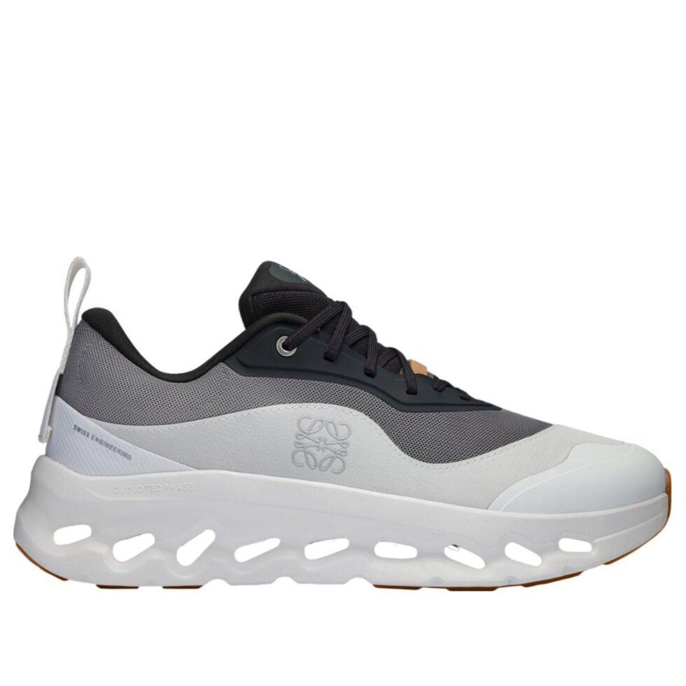 On Running x LOEWE Cloudtilt 2 'Black White Gum' 3ME10693509 - Image 2