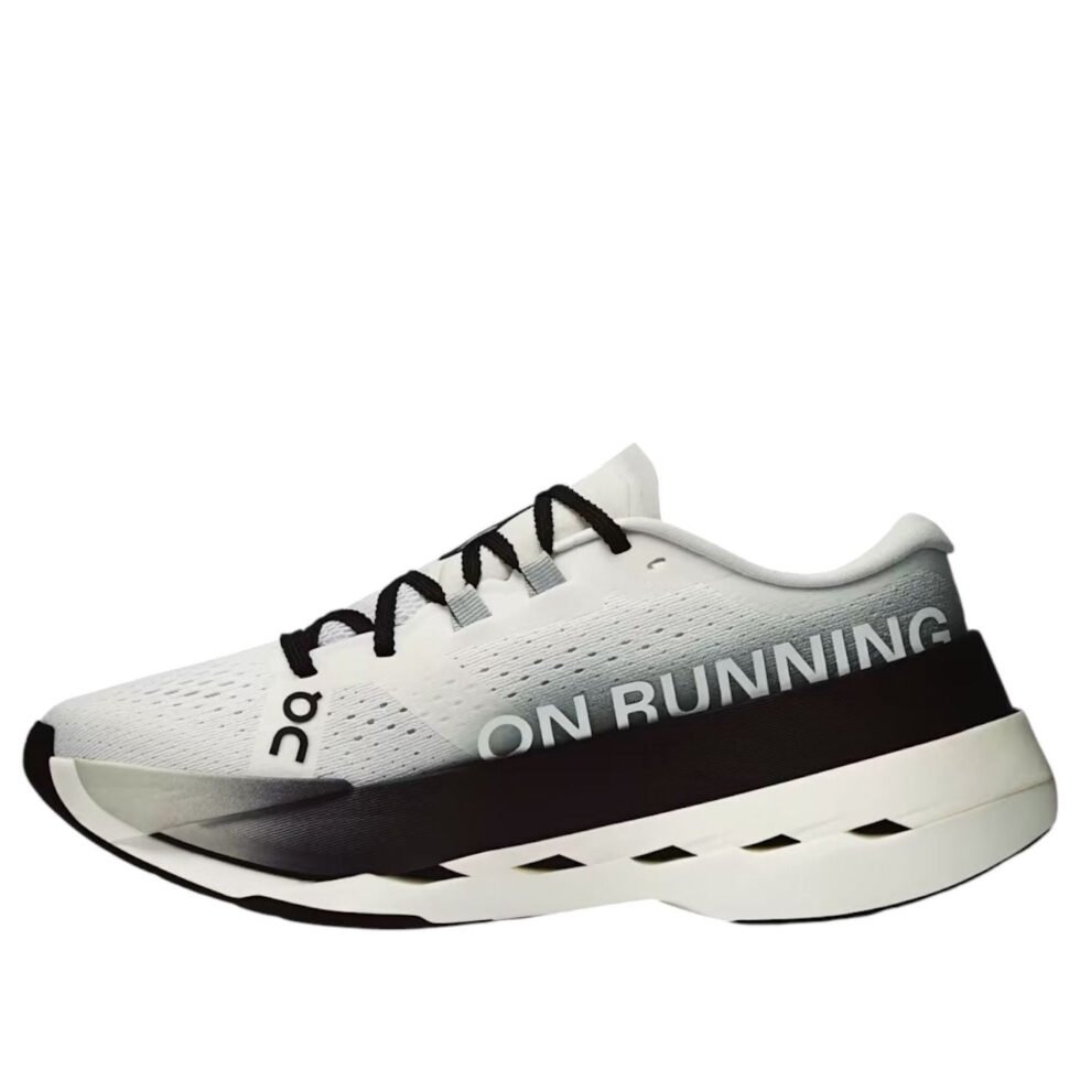 (WMNS) On Running Cloudboom Max 'White Black' 3WF30180462