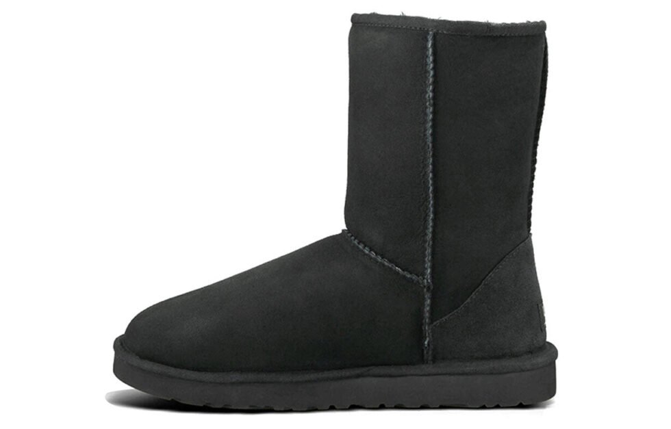 UGG Classic Short Botas Snow Boots Black 5800-BLK - Image 2