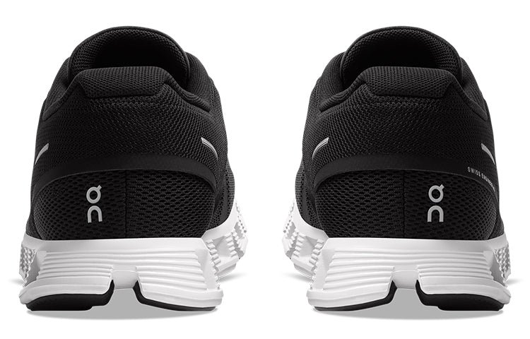 (WMNS) On Running Cloud 5 'Black White' 59.98904 - Image 6