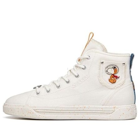 (WMNS) ANTA x Snoopy Skateboarding Series Sneakers High 'White' 922138604-1