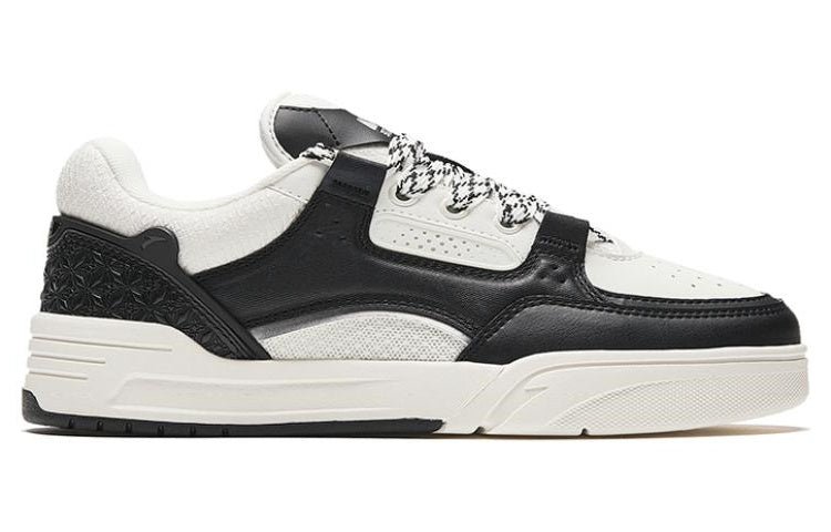 (WMNS) ANTA AOJIE Skateboarding Shoes 'White Black' 922348040-1 - Image 2