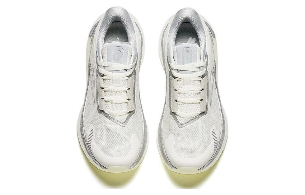 (WMNS) ANTA CC Nitrogen 'White Silver' 922415551-1 - Image 3