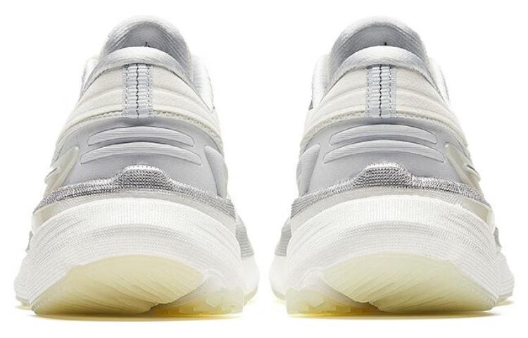 (WMNS) ANTA CC Nitrogen 'White Silver' 922415551-1 - Image 4