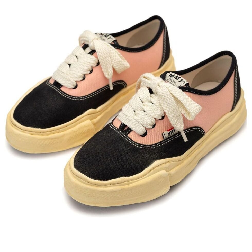 Maison MIHARA YASUHIRO Baker VL OG Sole Canvas Low 'Black Pink' A11FW721-BLKPNK - Image 4