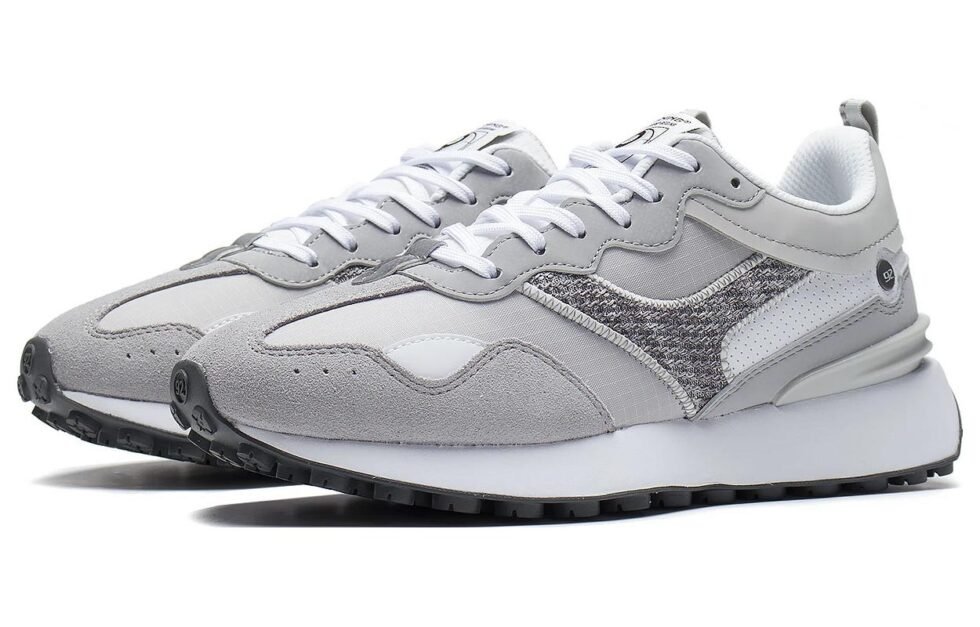 (WMNS) Li-Ning Cosmos Classic 'Grey White' AGCS350-1 - Image 3