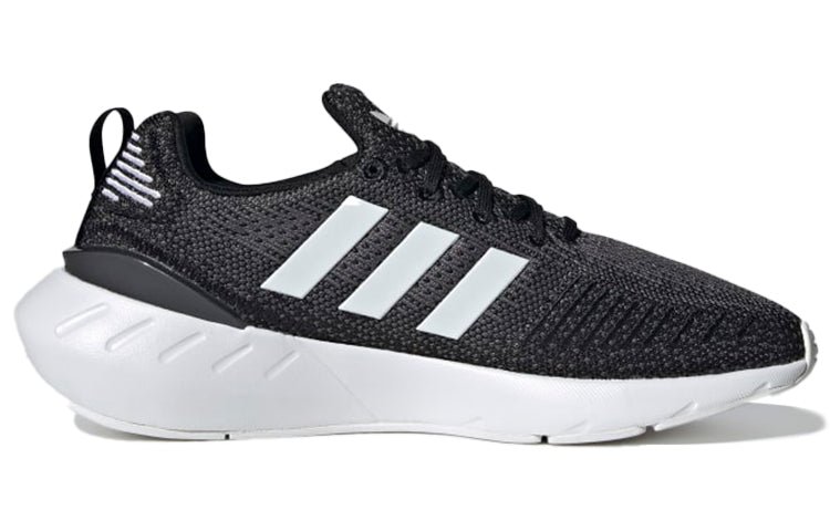 (WMNS) adidas Swift Run 22 'Black White' GV7971 - Image 2
