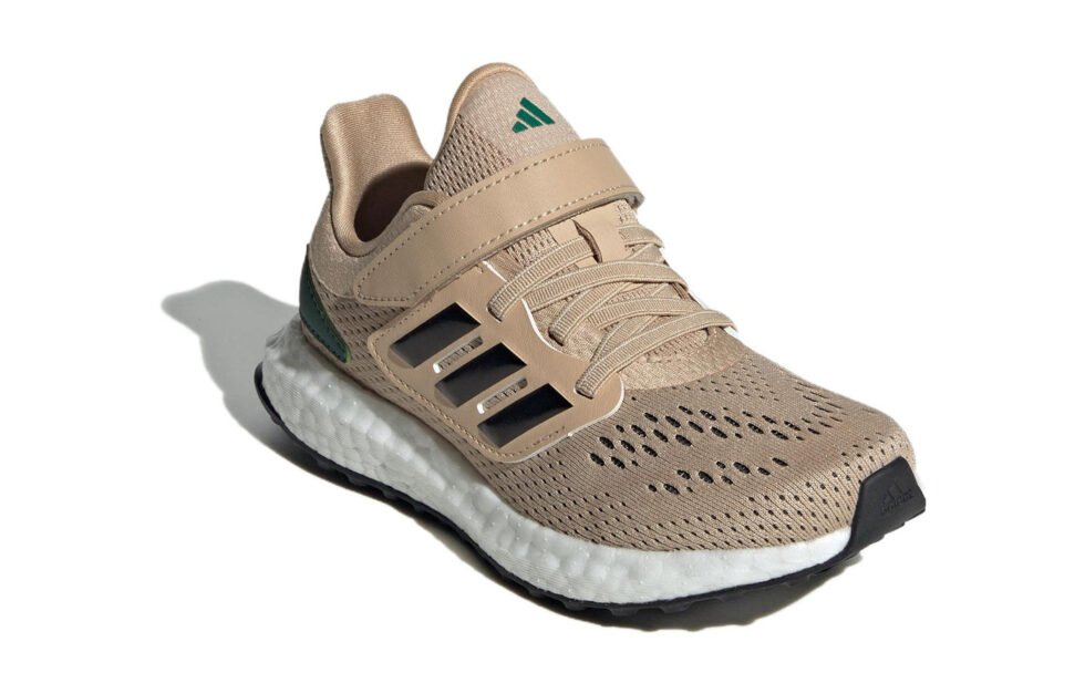 (GS) adidas PureBoost 22 Primeknit 'Beige White' IF5553 - Image 3