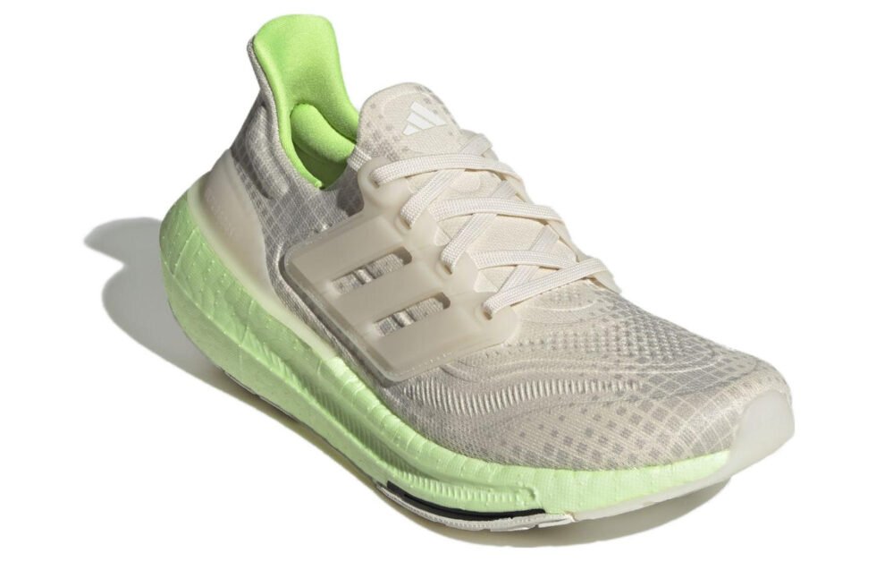 (WMNS) adidas Ultraboost Light 'Chalk Light Green' IG7964 - Image 3