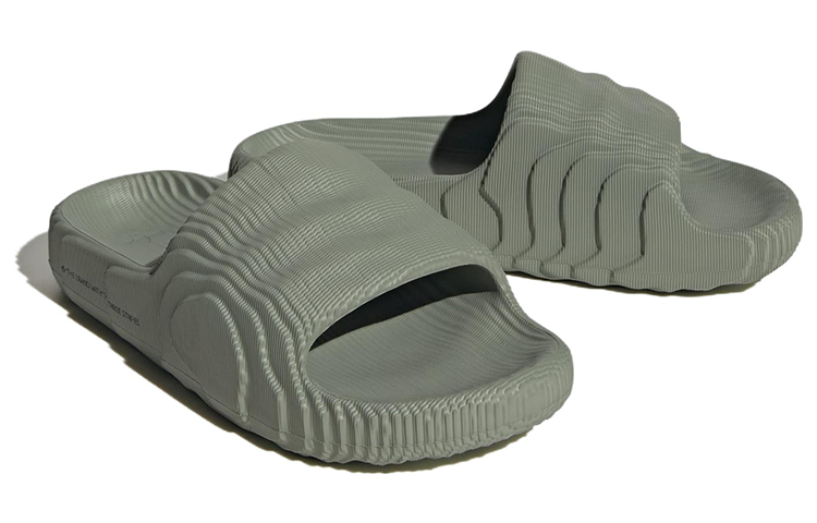 (WMNS) adidas Adilette 22 Slides 'Silver Green Core Black' IG8264 - Image 3